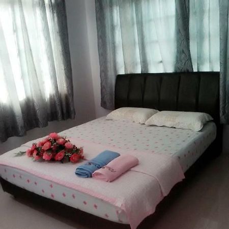 Penginapan Mycj - Roomstay Kuala Terengganu Esterno foto